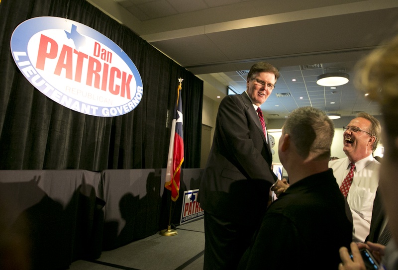Lt. Gov. Dan Patrick wants to revoke tenure for professors who teach Critical Race Theory - Vimarsana News