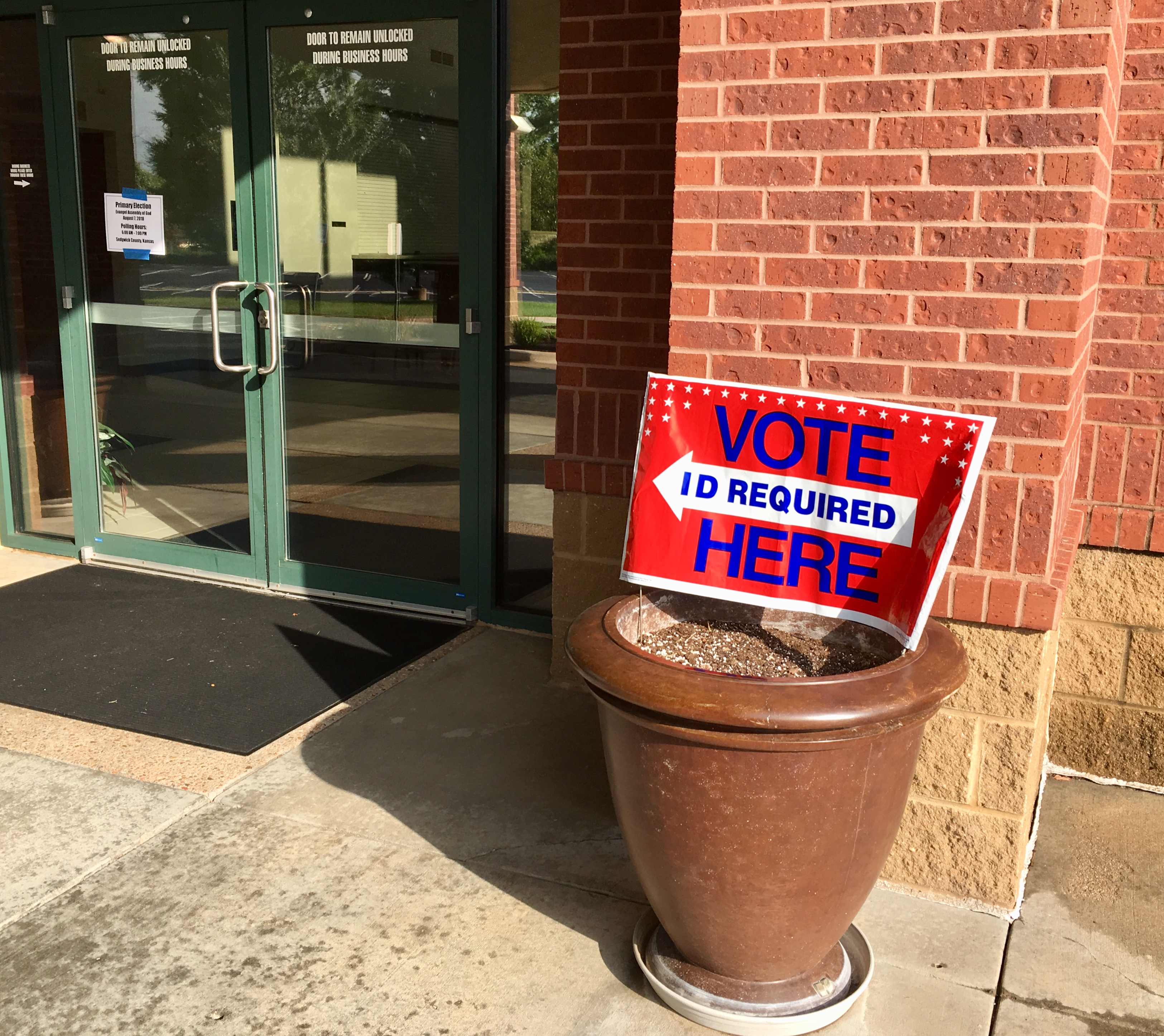 Kansas Voter Registration Deadline Approaching For November's Election - Vimarsana News
