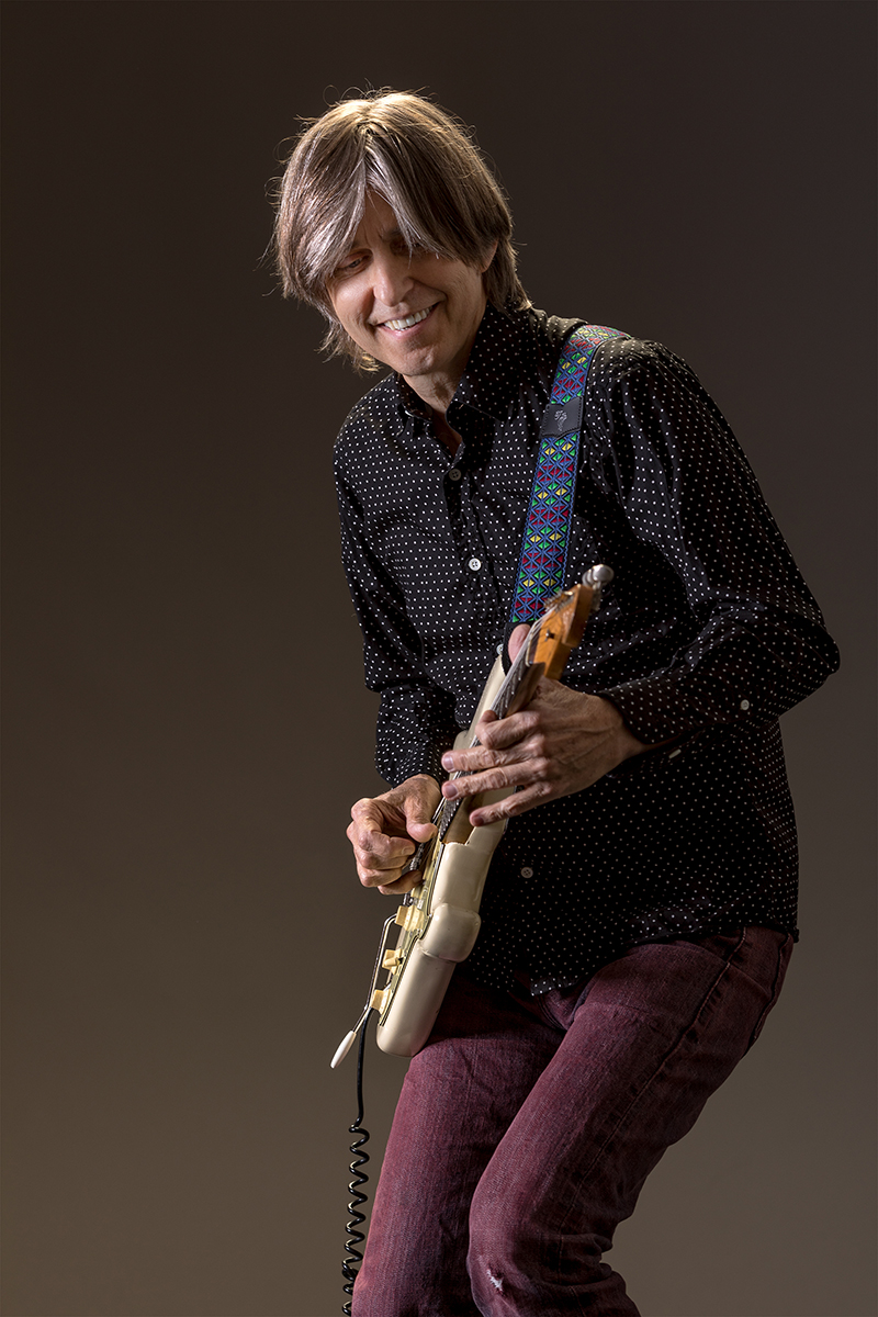 Eric Johnson Continues 'Ah Via Musicom' Anniversary