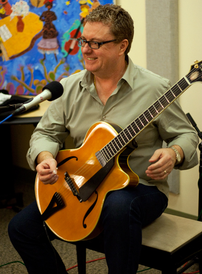 ジャズ　ソロギター教本　Martin Taylor Amazon.co.jp: Martin Taylor Single Note Soloing for Jazz