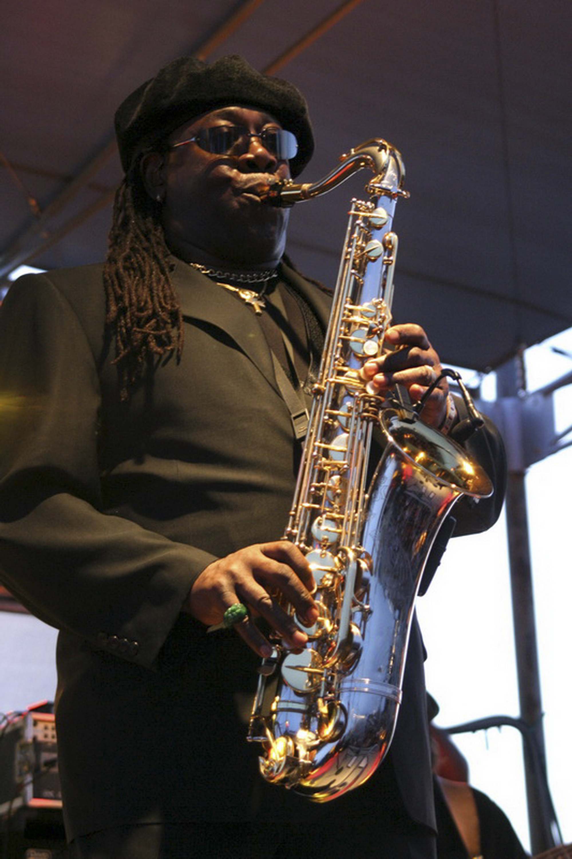 Big Man' Clarence Clemons recalled in NJ haunt | KNKX Public Radio