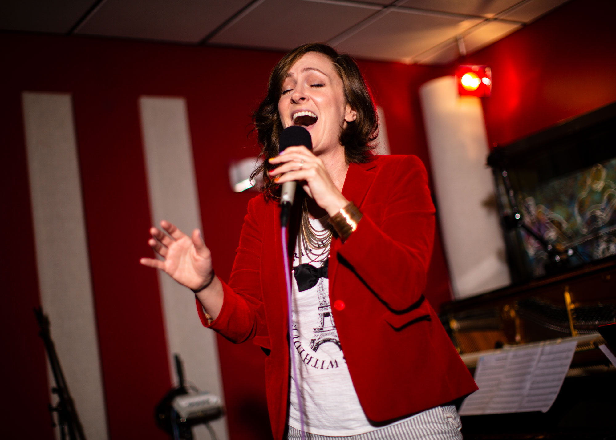 Sara Gazarek finds success in personal new album | KNKX