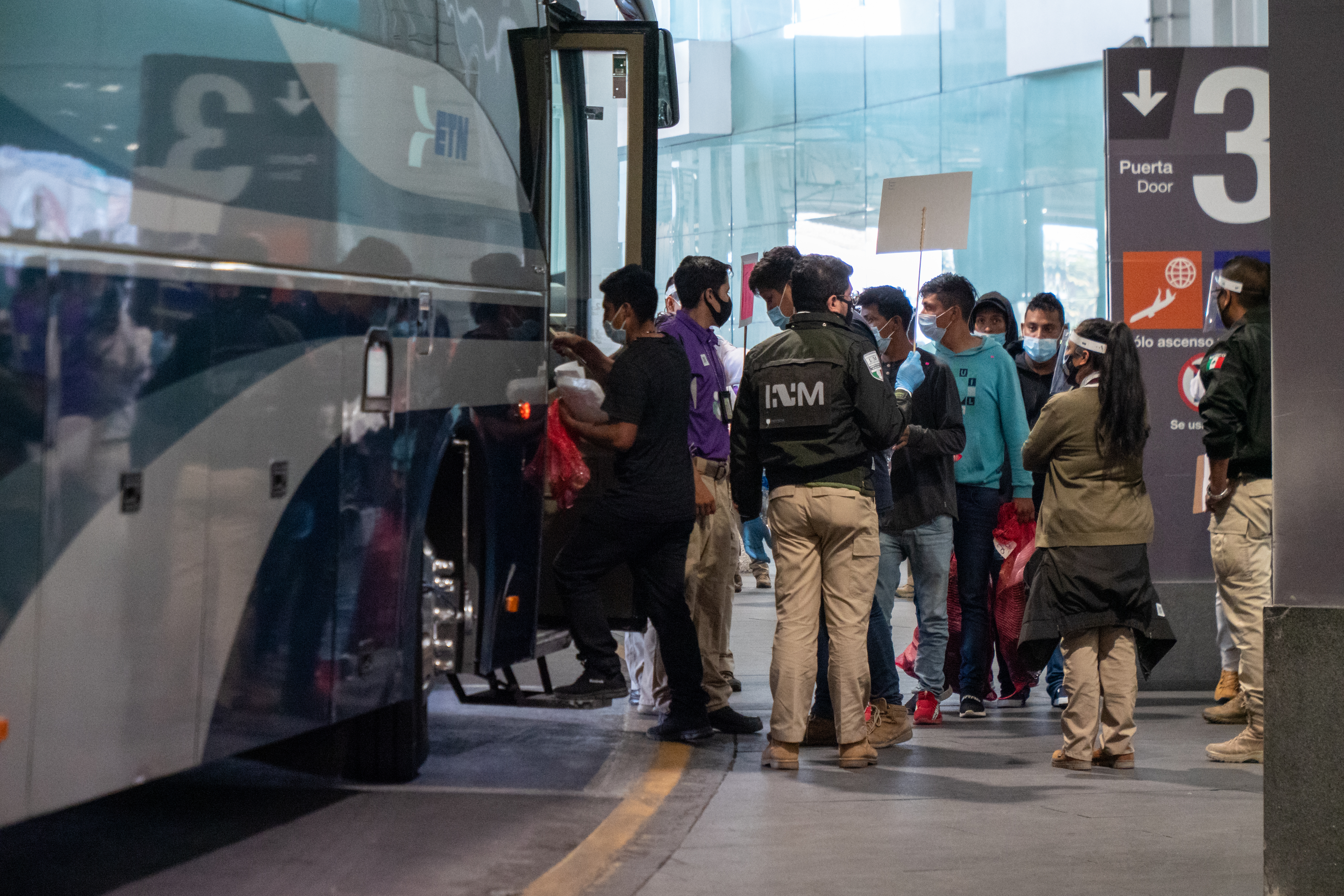 O'Rourke calls for the end of Title 42 but seeks 'credible' asylum claims - Vimarsana News