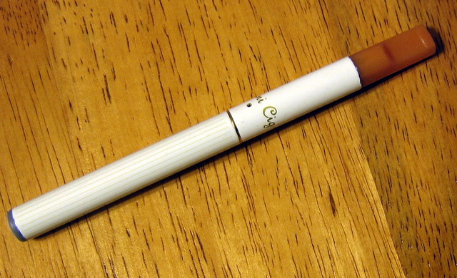 Bountiful Gives E-Cigarette Stores Grace Period to Comply with State Law | KUER Bountiful Gives E-Cigarette Stores Grace Period to Comply with State Law | KUER