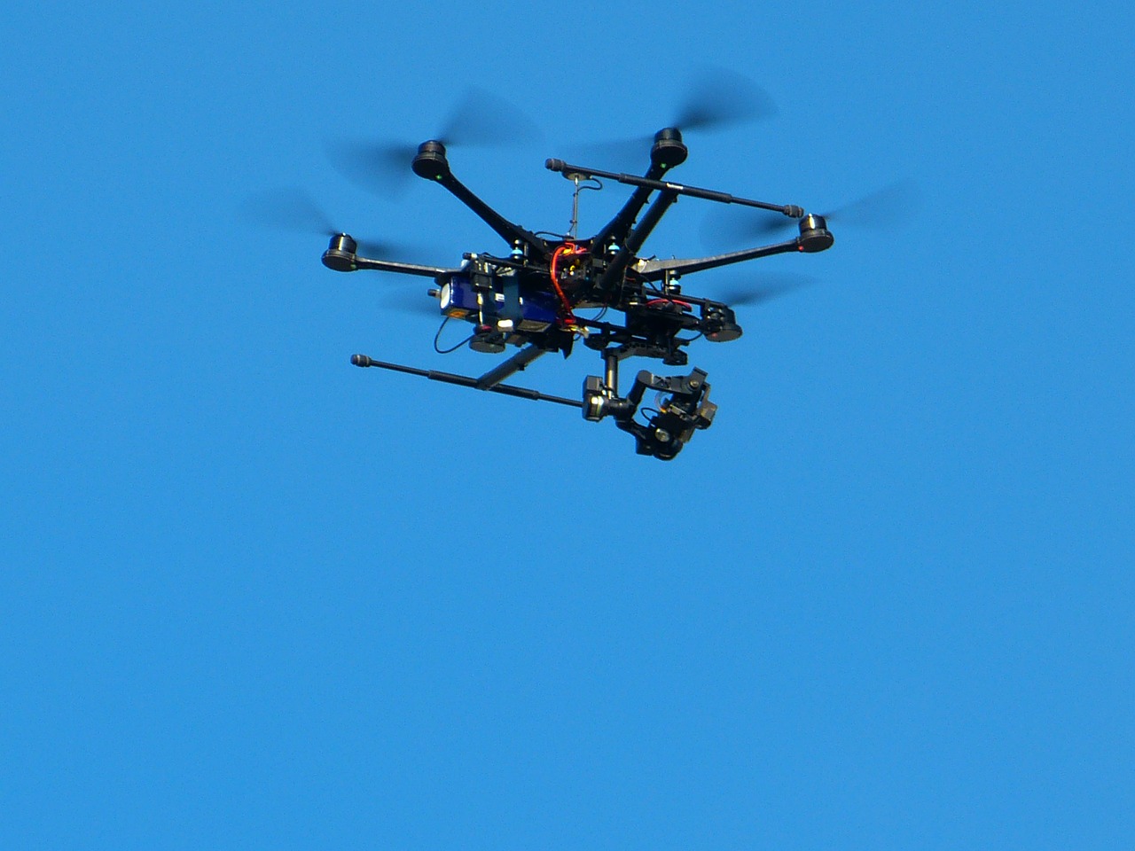 Bill would make it a crime in Montana to fly drones over wildfires - Vimarsana News