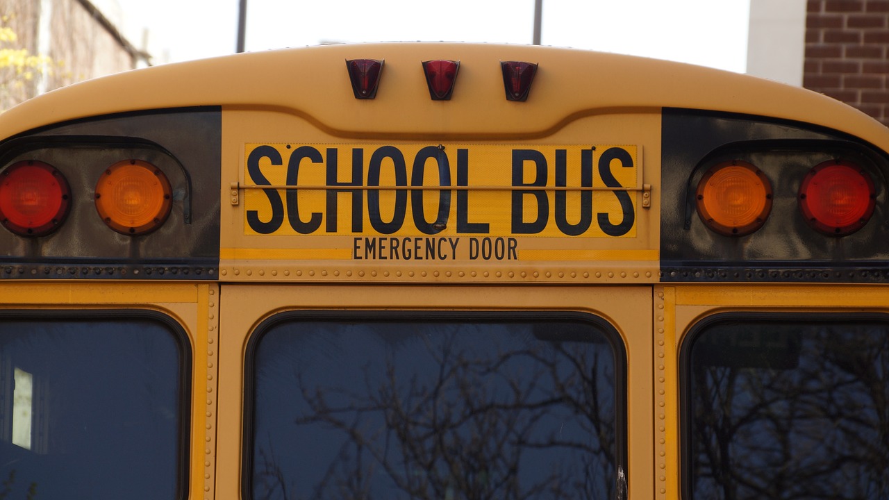 Increasing gas prices are driving up costs for Montana school districts - Vimarsana News