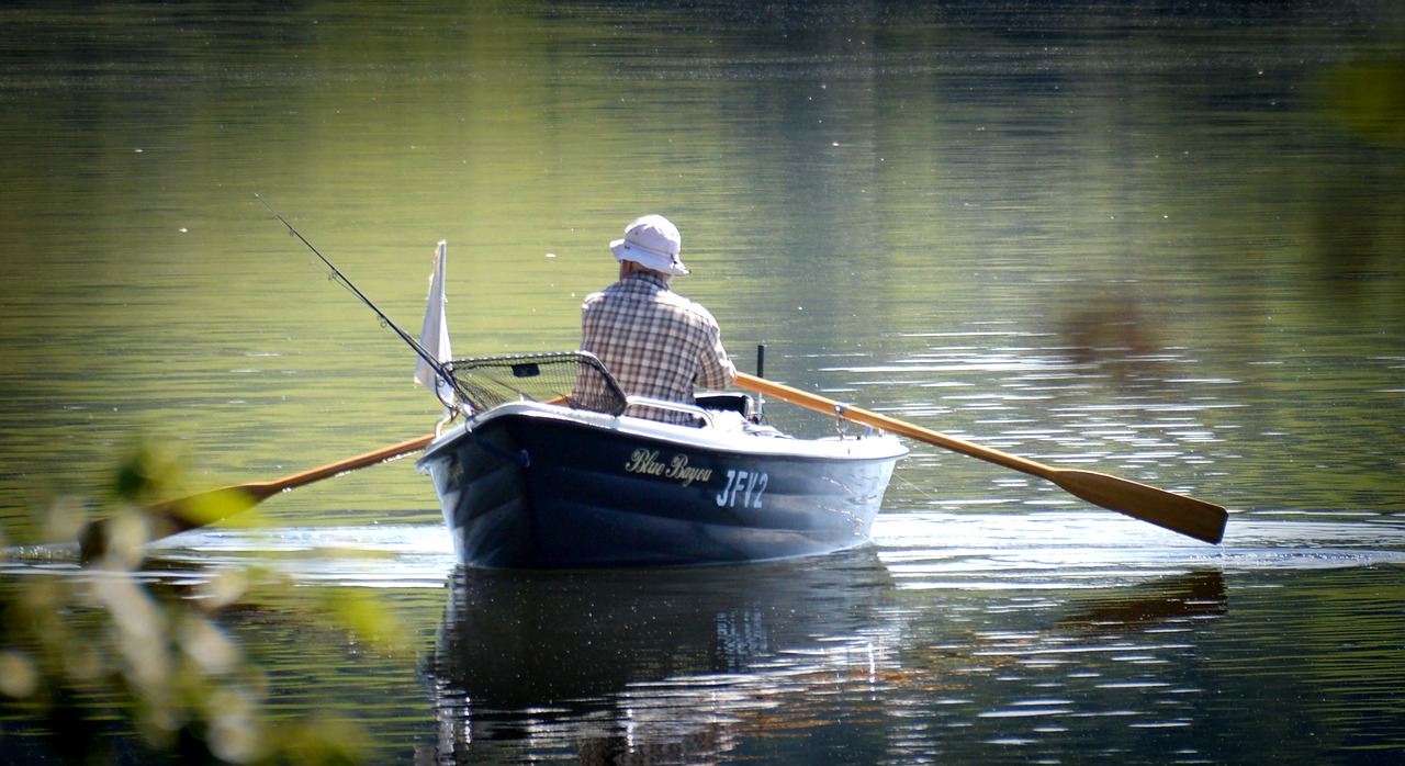Hoot owl fishing restrictions are in place for parts of the Smith and Sun rivers - Vimarsana News