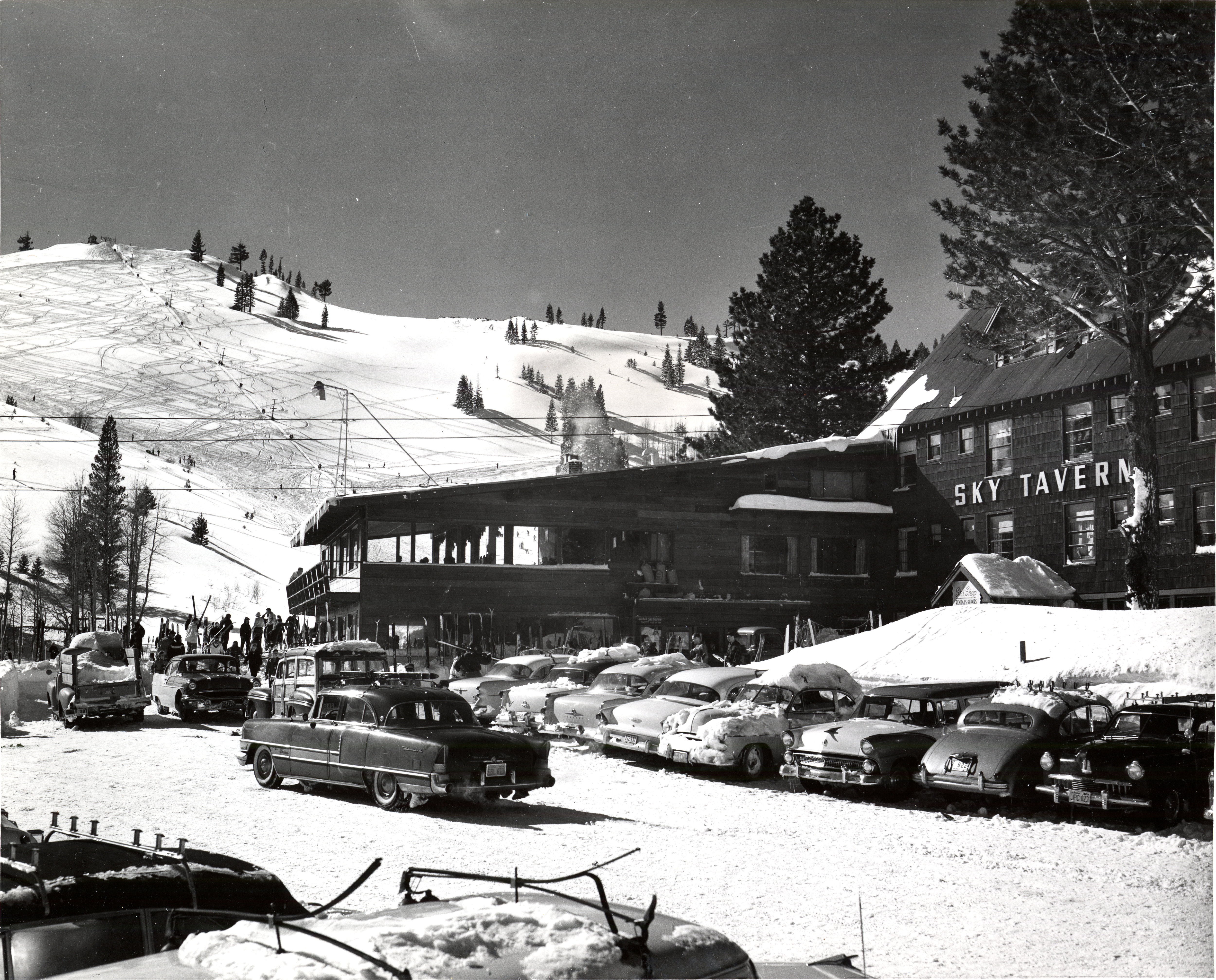 Sky Tavern In 1945: Running A Ski Resort Without Electricity