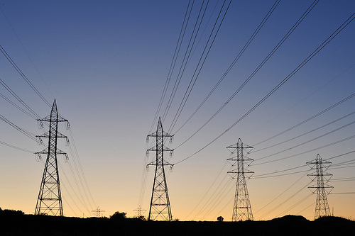 New England's electricity transmission system needs a makeover. A new report shows how that could - Vimarsana News