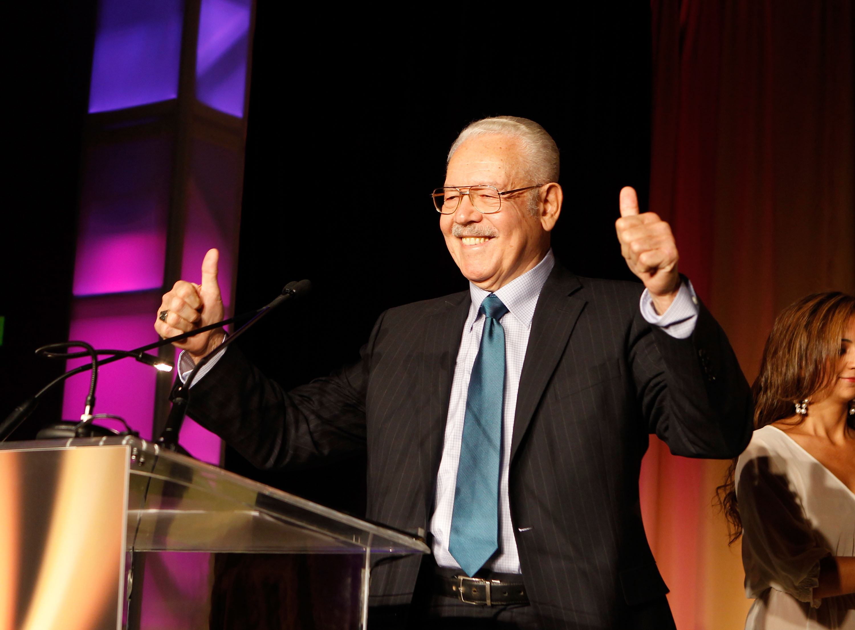 Actualizar 35+ imagem ray santos br.thptnganamst.edu.vn