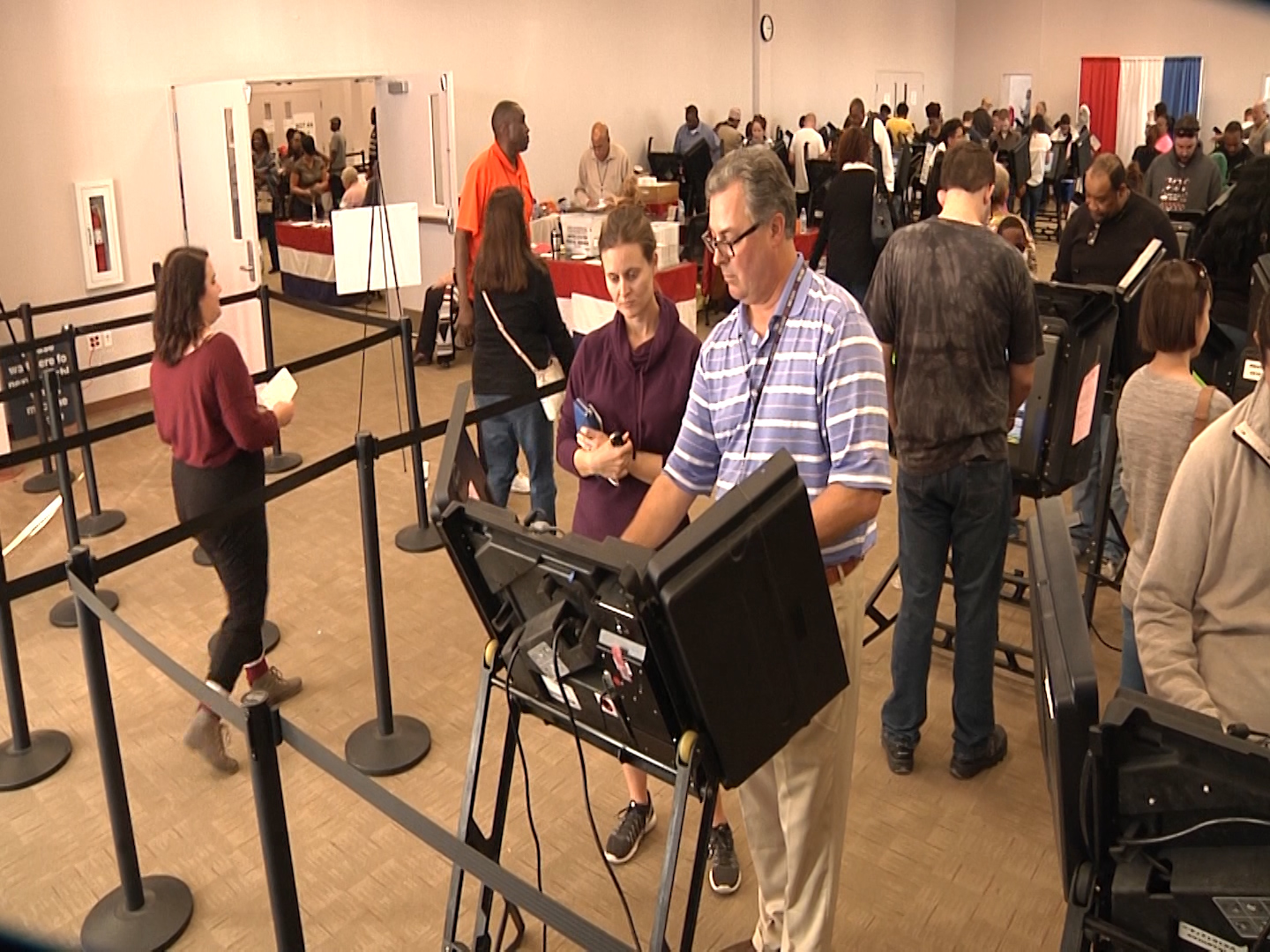 Elections workers are asking state lawmakers to delay the May 3 primary - Vimarsana News