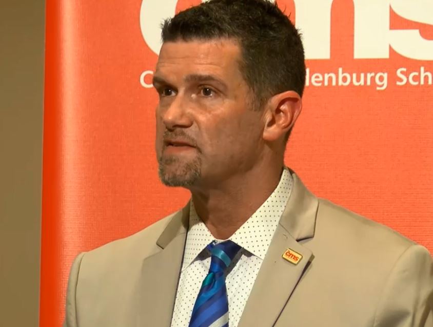 Tracy Russ's Instagram, Twitter & Facebook on IDCrawl