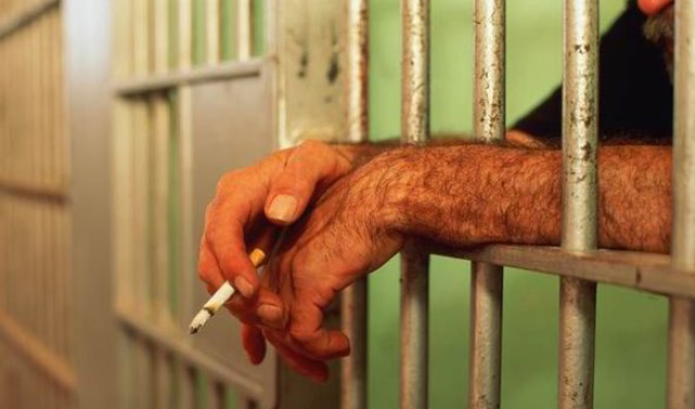 tobacco in prison Report: Florida Prisons Either Need To Fully Ban Tobacco Or Allow Everyone  To Have It