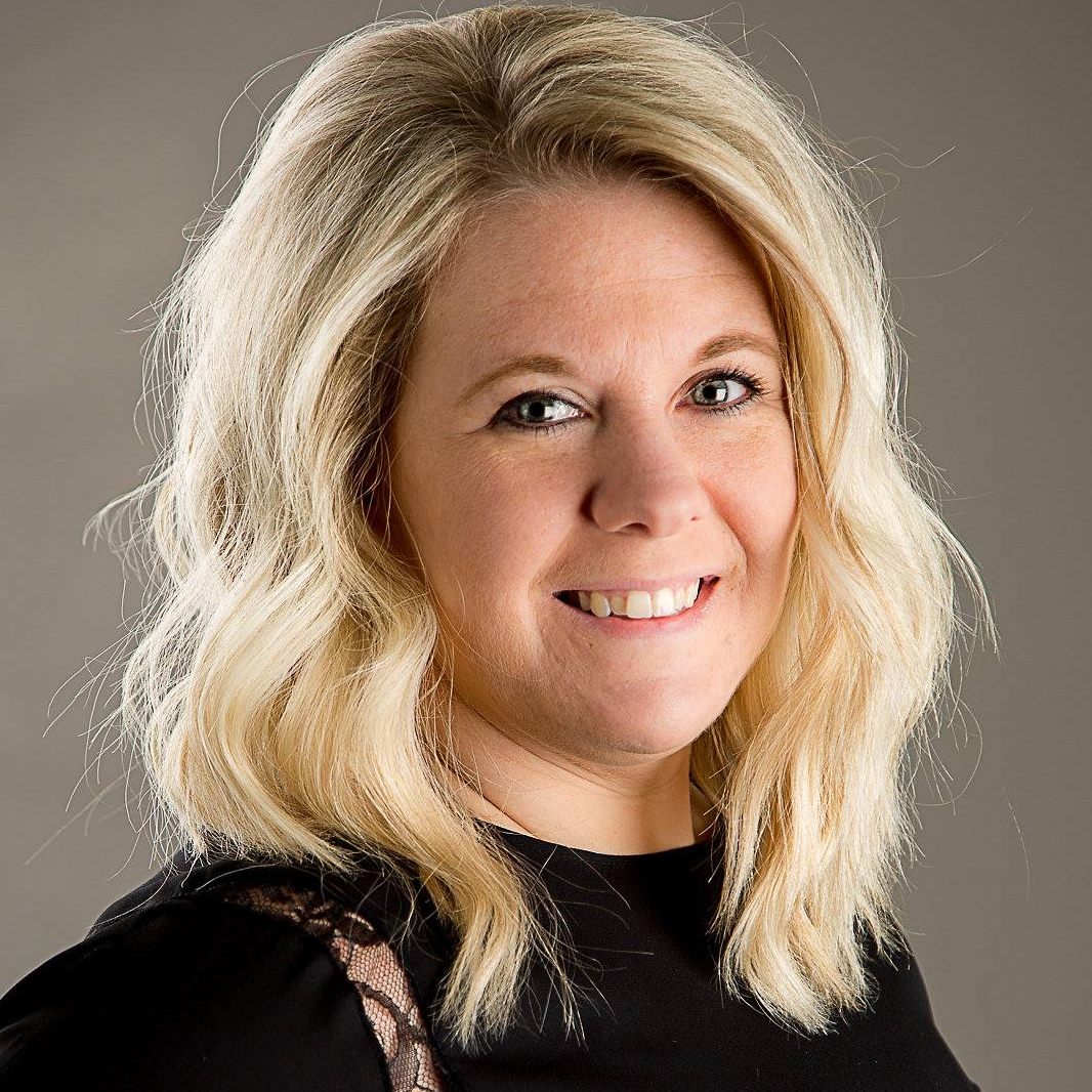 Laura Blanchard Facebook, Instagram, Twitter [Profiles]