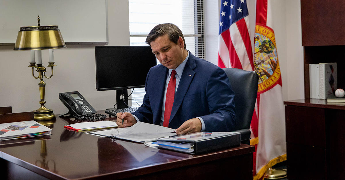 Florida's voter fraud crackdown, and education is the focus of Charlie Crist's run for governor - Vimarsana News