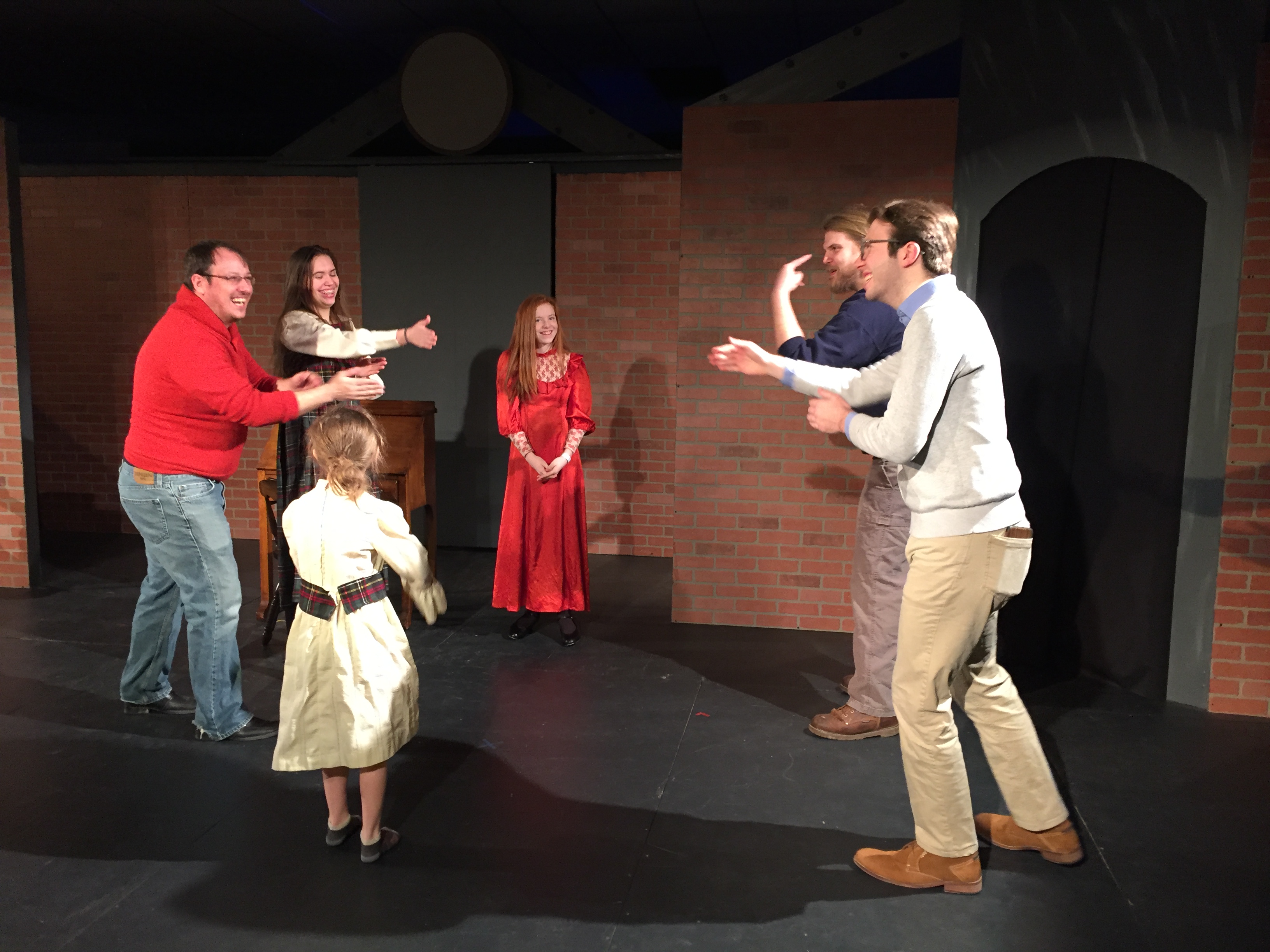 Theater to Unionize Stage Performers 
