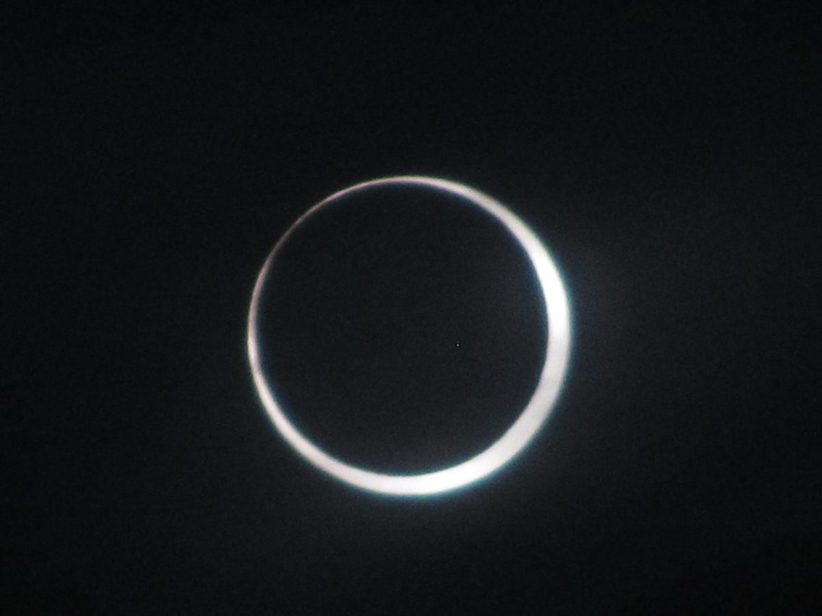 eclipse-wikimedia_commons.jpg