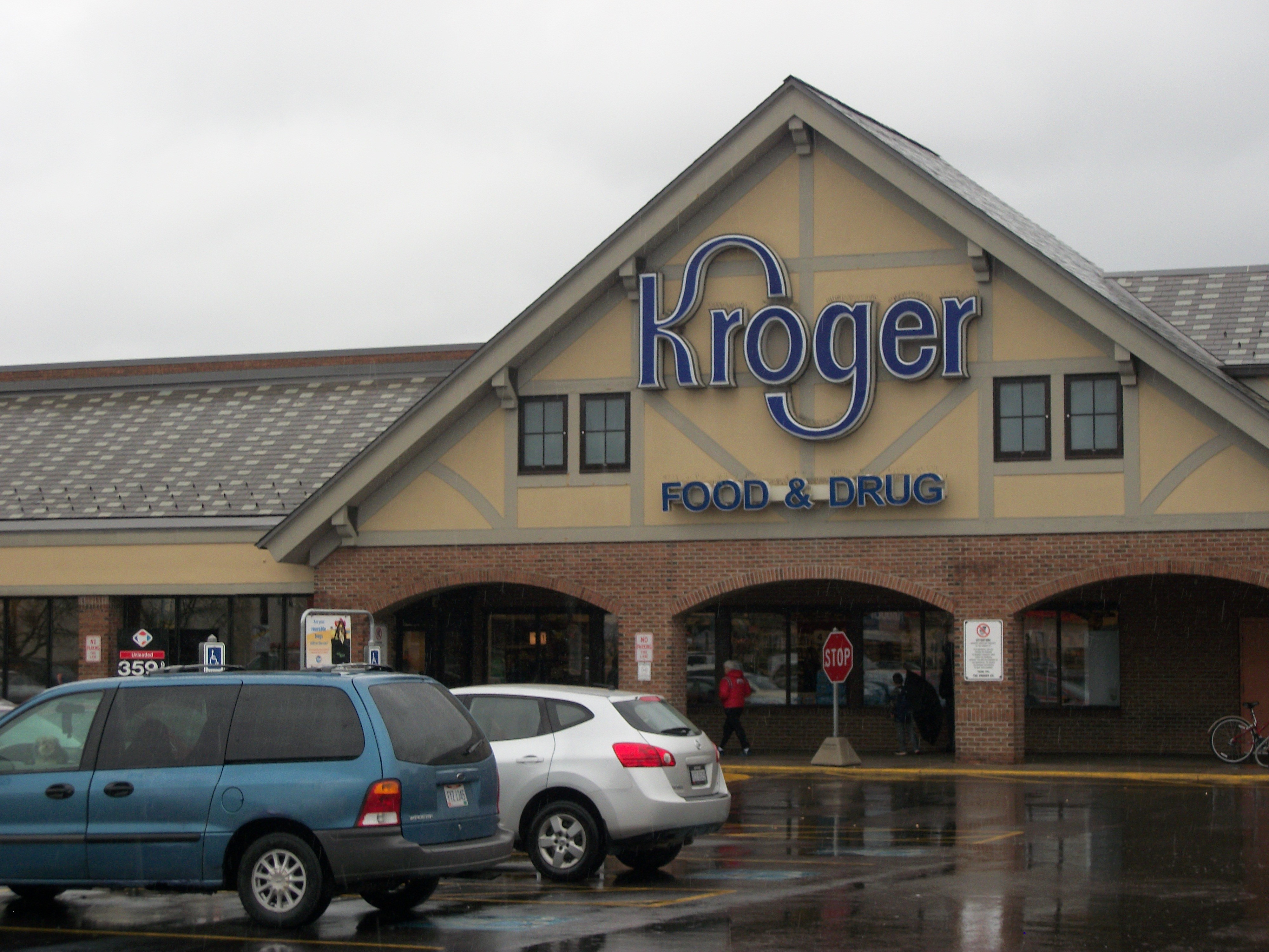 Examining Kroger's plan to purchase Giant Eagle