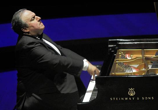 Yefim Bronfman Explores The Genius of Beethoven's Fourth Piano