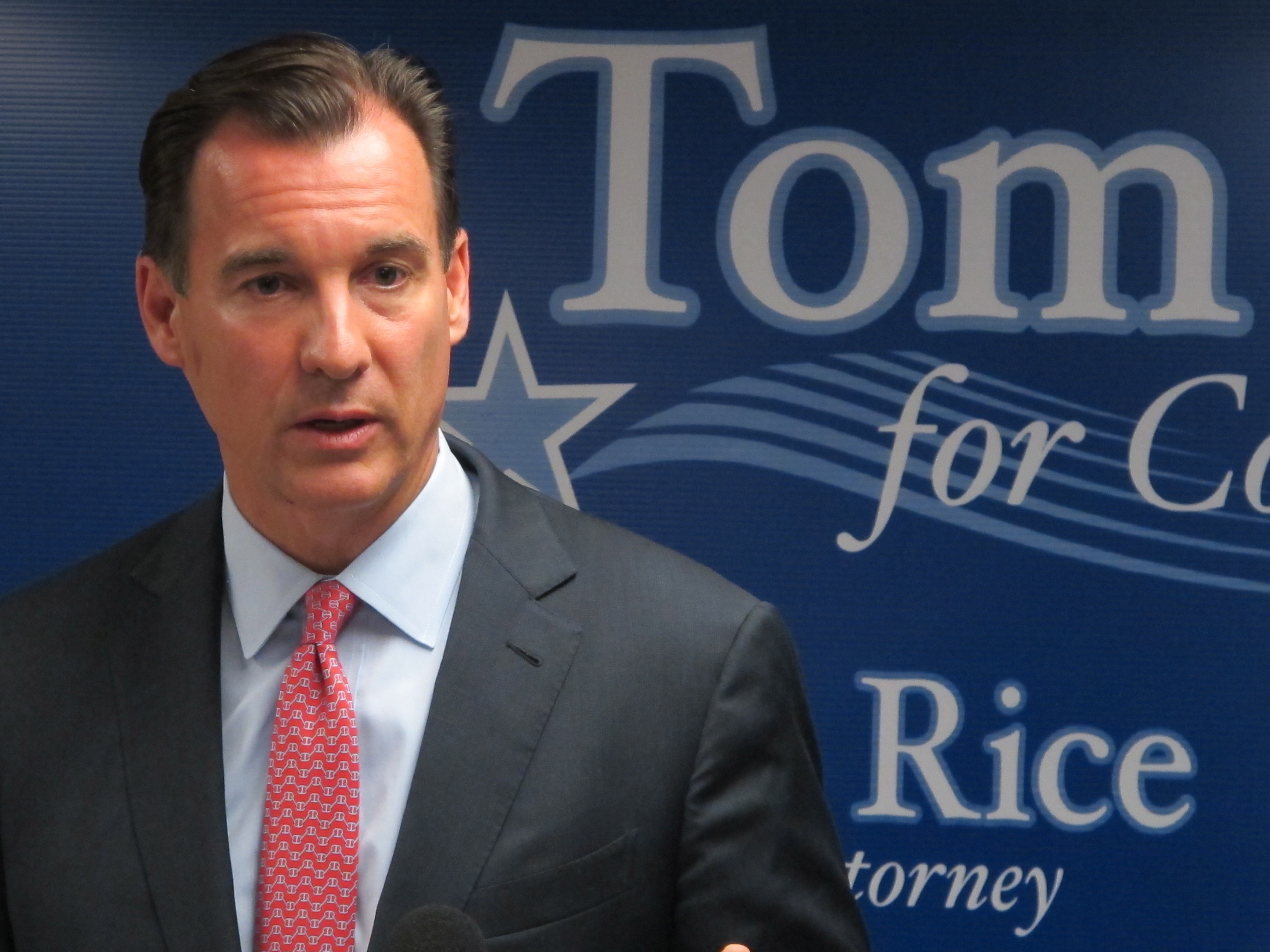 Democrat Tom Suozzi Wins Re-Election In NY-3