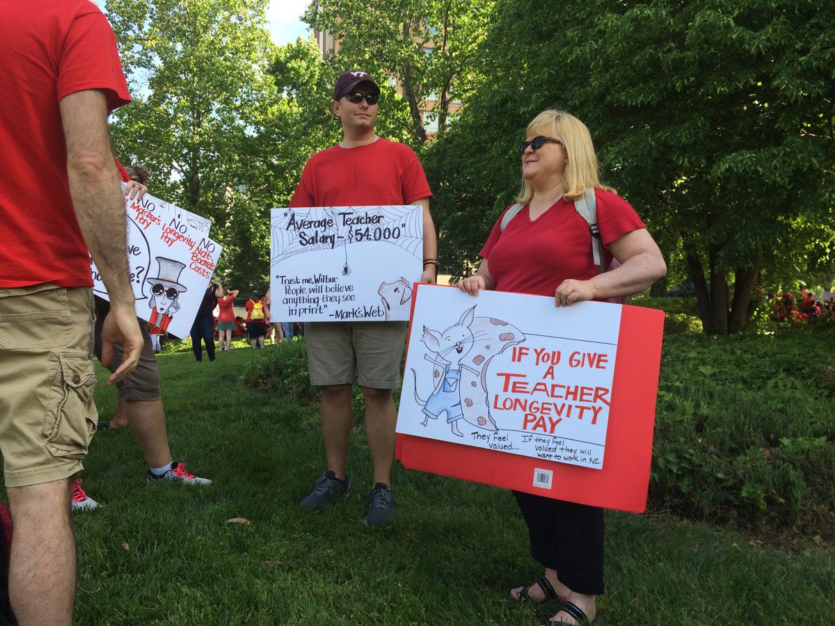State education board calls for pay raise of at least 10% for all public  school teachers | WFAE 90.7 - Charlotte's NPR News Source
