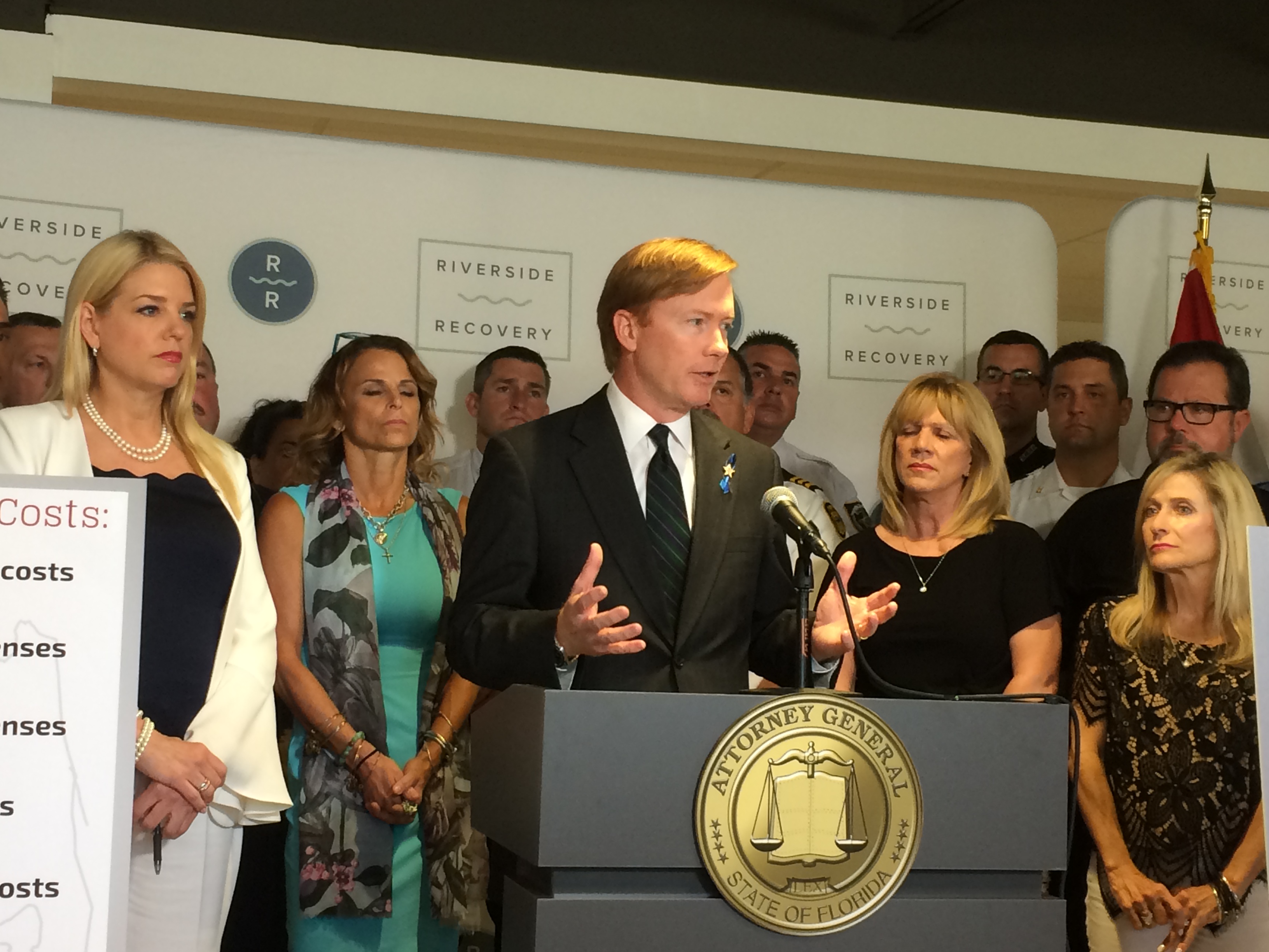 'Tribunal Justice' judges share tips on how they can tell when someone is  lying, image size:3264x2448