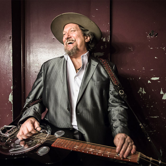 American Routes Shortcuts: Jerry Douglas | WWNO